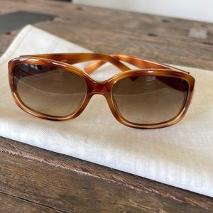 Fendi sunglasses tortoise shell. No box.